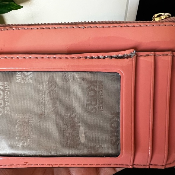 Michael Kors Peach Patent Emmy Set - Picture 4 of 5